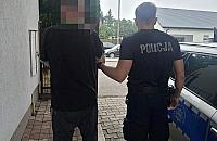 Miał blisko 3 promile alkoholu. Próbował przekupić policjantów