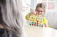 Jakie gry dla 5-latka wybra�? Gry edukacyjne, planszowe i rodzinne