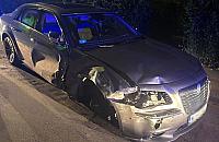 Pijana kieruj�ca uszkodzi�a kilka aut i uciek�a