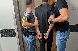 Napad przy wp�atomacie. Pi�ciu podejrzanych trafi�o do aresztu