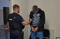 Wybił szyby i uszkodził cztery samochody. 30-latek z zarzutami