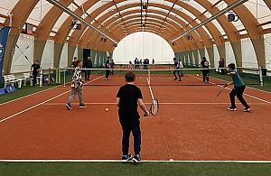 Darmowy tenis na Bemowie. Bud�et obywatelski zn�w finansuje zaj�cia