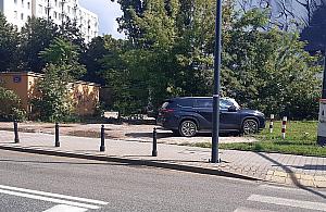 Parking na klepisku przy �ytniej i M�ynarskiej. Co zrobi� urz�dnicy?