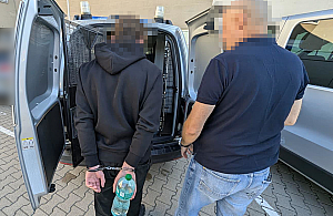 Nastolatkowie zatrzymani za ostrzelanie namiotów osób w kryzysie bezdomności