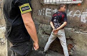 17-latek handlowa� narkotykami na Pradze. S�d zdecydowa� o areszcie