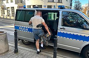 Na pierwszy rzut oka wygl�da� jak hulajnoga. Policjanci zabezpieczyli nietypowy jedno�lad
