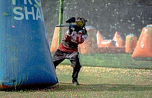 Polska najlepsza w paintballu. W kadrach mieszka�cy Bemowa