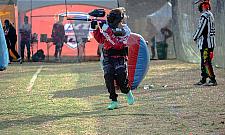 Polska najlepsza w paintballu. W kadrach mieszka�cy Bemowa