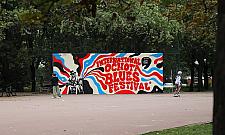 Na Ochocie uczcili legend� bluesa. Mural Johna Lee Hookera w parku Szcz�liwickim