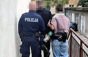 Nie chciał zapłacić za taksówkę. Miał grozić kierowcy i kopnąć w samochód