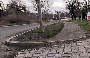 Ulica Instalatorów w okolicach pętli. Co z lepszą infrastrukturą?