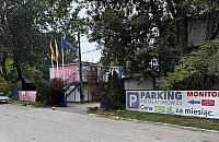 Hostel przy ul. Instalator�w. Co dalej z autokarami i uci��liwym zapachem?