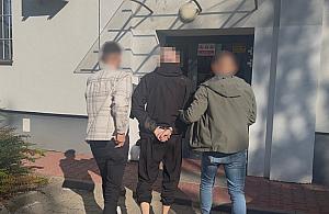 Podmieniał przesyłki i odzyskiwał pieniądze. Wpadł podczas kolejnej próby oszustwa