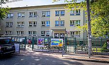 Nowy plac zabaw przy szkole na Tkaczy. Inwestycja podzielona na dwa etapy