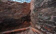Niezwyk�e odkrycie w �r�dmie�ciu. Archeolodzy znale�li �lady dawnej Warszawy