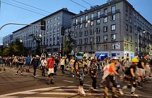 Nightskating Warszawa wraca na stołeczne ulice. Ostatni przejazd sezonu