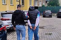 Zrywał kobietom łańcuszki z szyi? 49-latek zatrzymany przez policję
