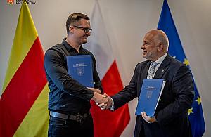 Nowa hala sportowa przy SP nr 2 w Pruszkowie. Powstanie też część ochronna