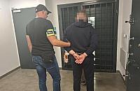 Ponad kilogram substancji w mieszkaniu 31-latka. Twierdzi�, �e znalaz� je w lesie