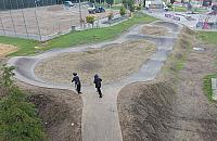 Nowy pumptrack w parku Magiczna pod ostrza�em krytyki