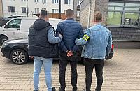 Towary mia�y trafi� do klient�w, ale znika�y w magazynach. Cztery zatrzymania