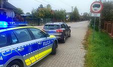 Pijany kierowca pr�bowa� uciec przed policj�
