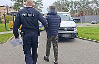 32-latek wybił szybę i groził rodzinie. Sąd zdecydował o areszcie